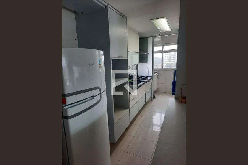Apartamento mobiliado com 3 quartos e 2 banheiros — photo 17