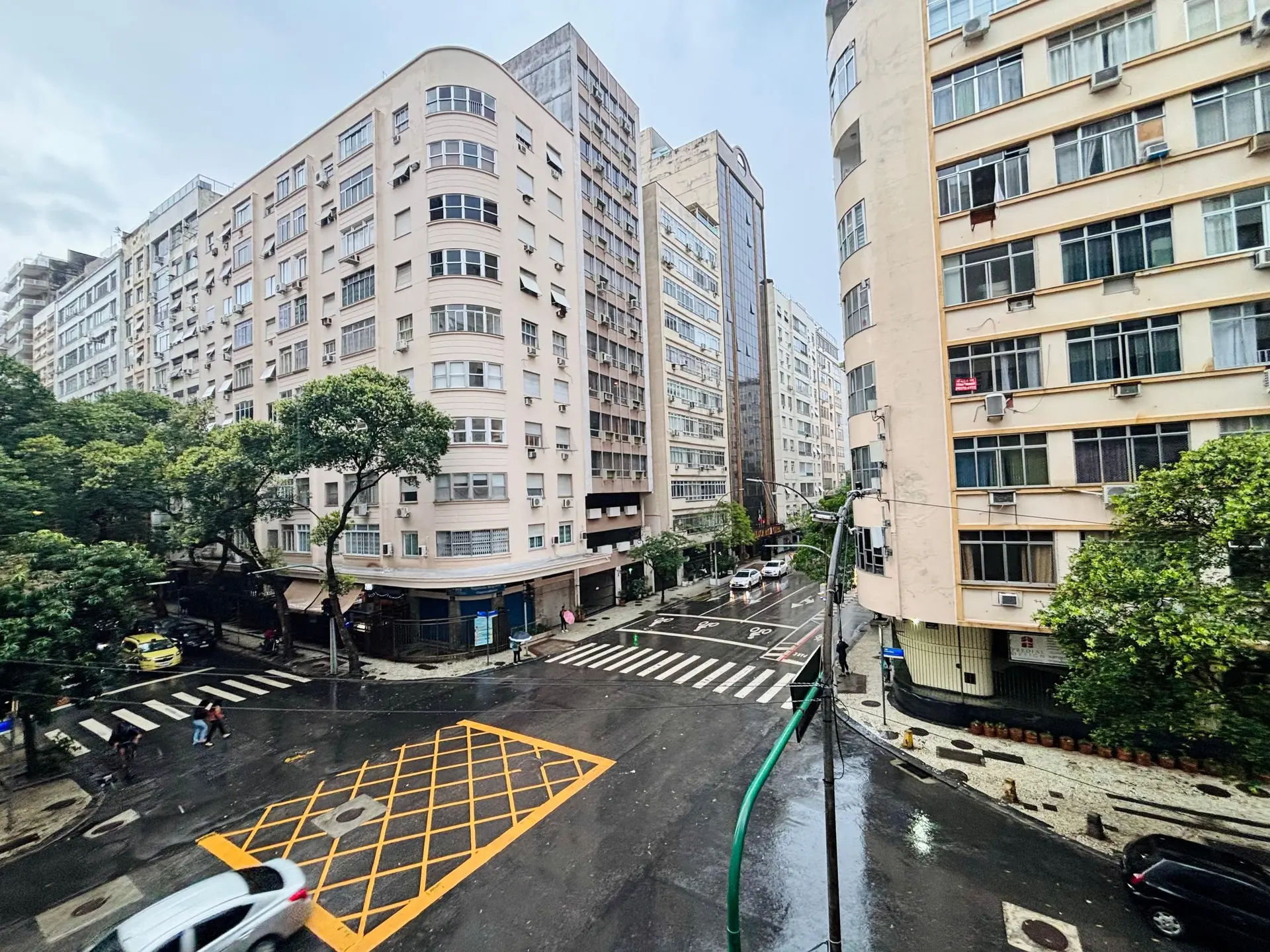 Apartamento mobiliado com 1 quarto, 1 banheiro — photo 11