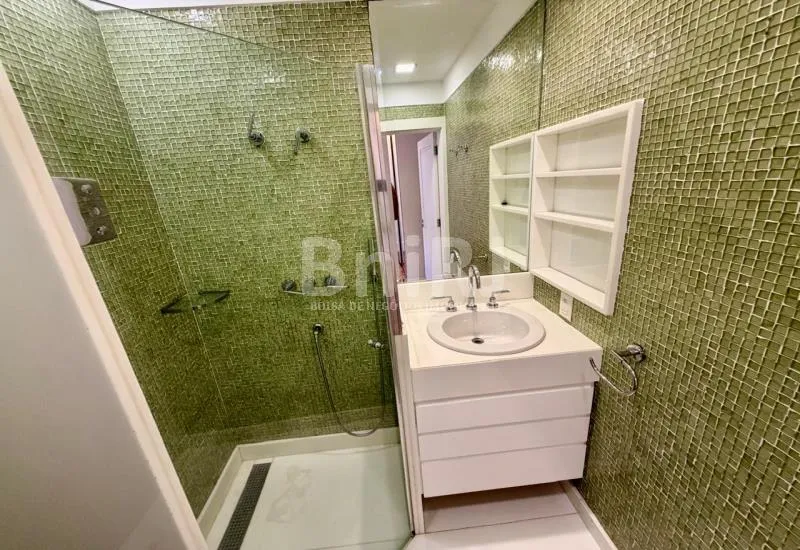 Apartment with 5 bedrooms and open gas kitchen — photo 42