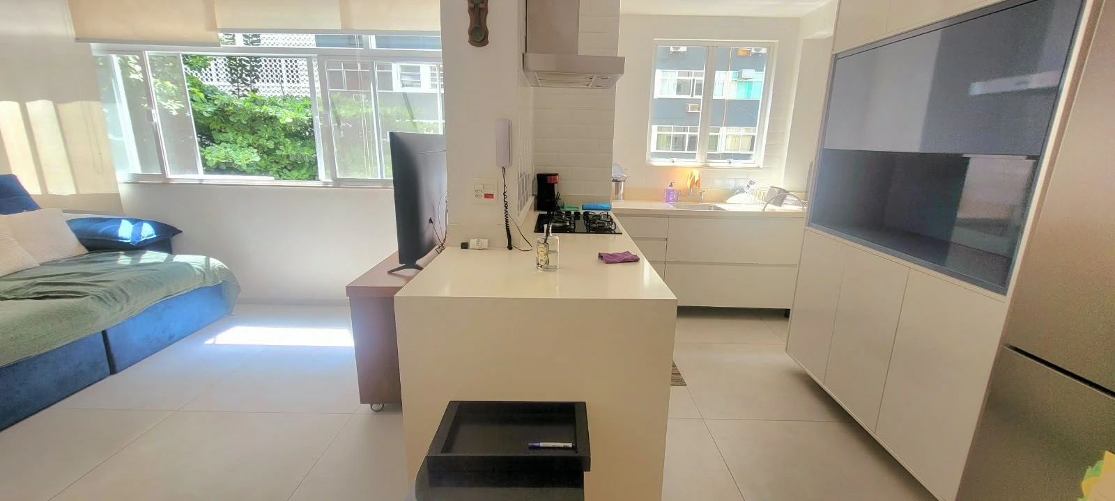 3-bedroom apartment with a washing machine — photo 2
