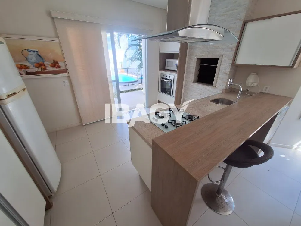 Furnished house with 3 bedrooms and a home office — photo 2