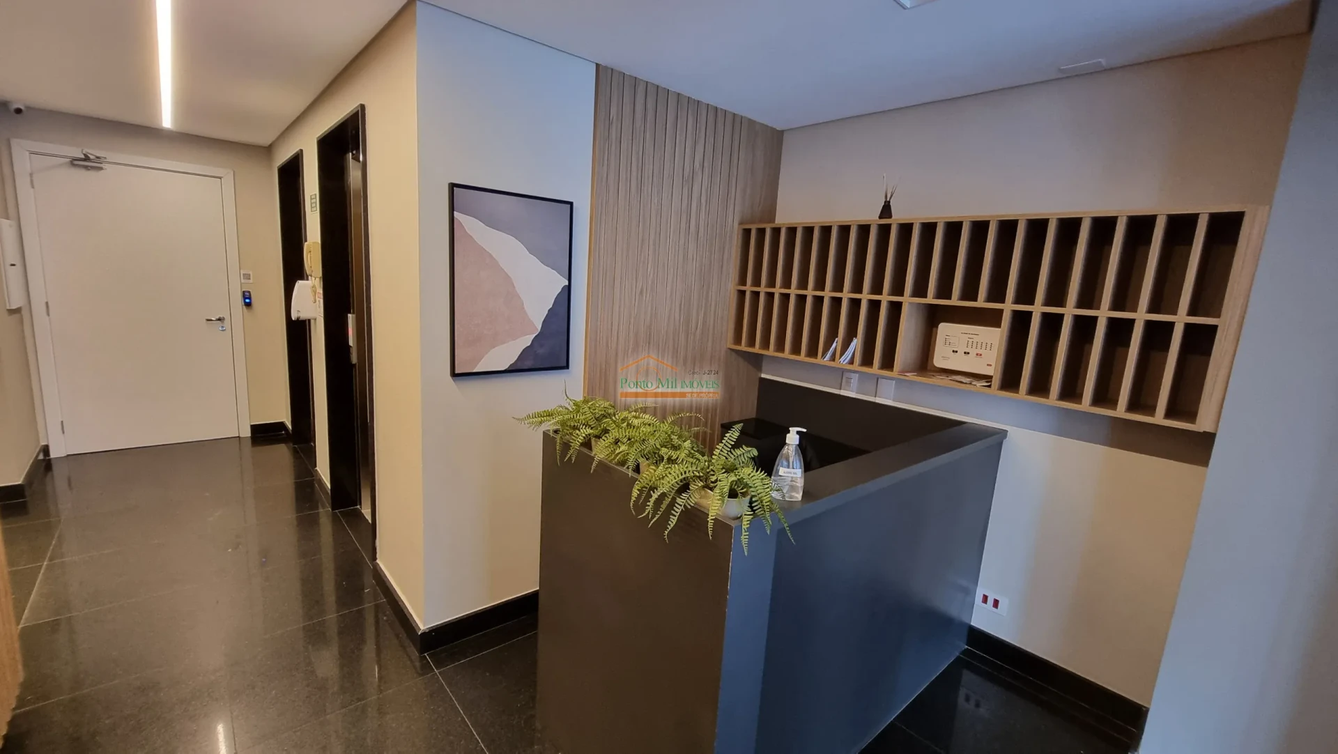 1-bedroom apartment with a fitted compact kitchenette — photo 45