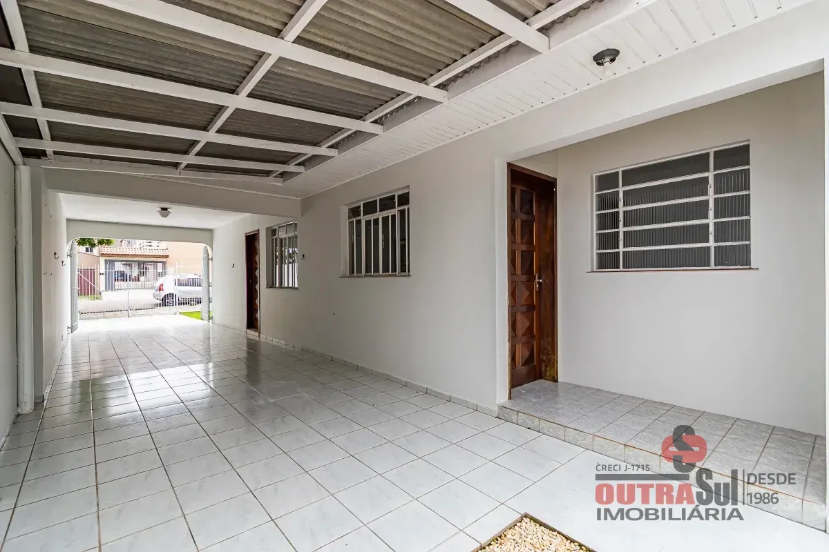 Casa, 215 m², com piso de madeira ou laminado — photo 37