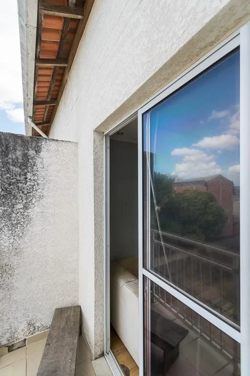 Apartamento amueblado con 2 dormitorios y balcón — photo 13