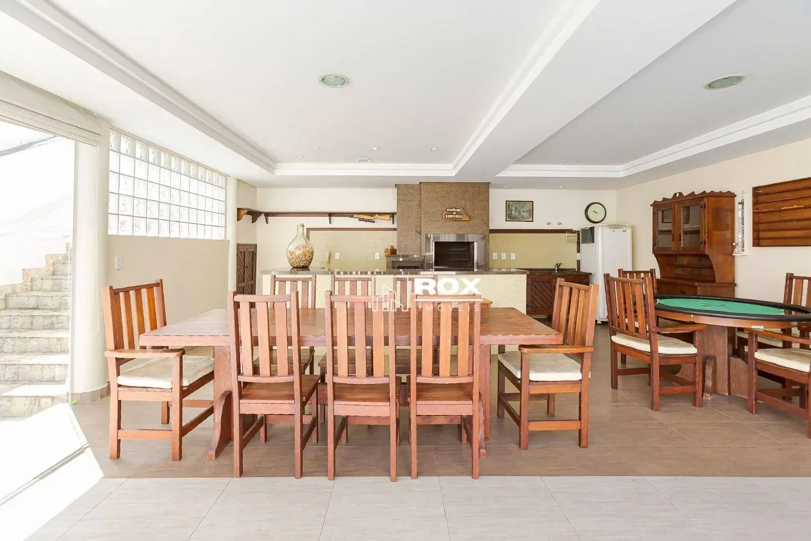 Unfurnished 598 m² house with 6 parking spaces — photo 15