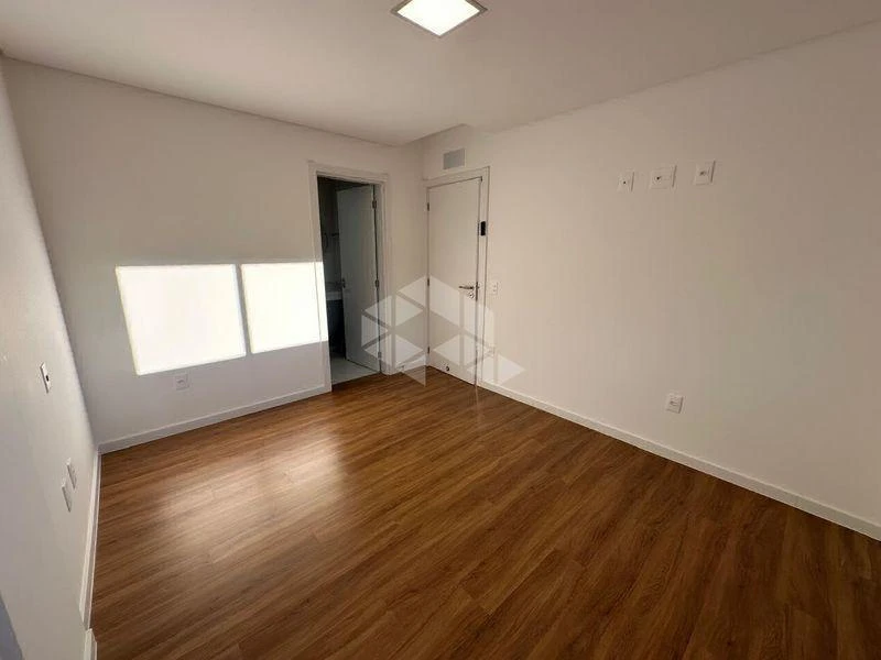 2-bedroom apartment in a building with a pool — photo 15