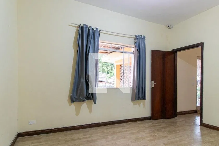 Casa sem mobília de 700 m² com 7 quartos e 6 banheiros — photo 14