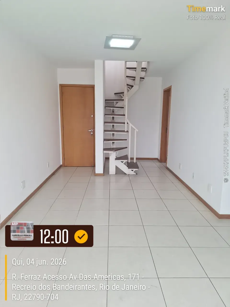 Duplex penthouse with 3 bedrooms and 3 bathrooms — photo 17