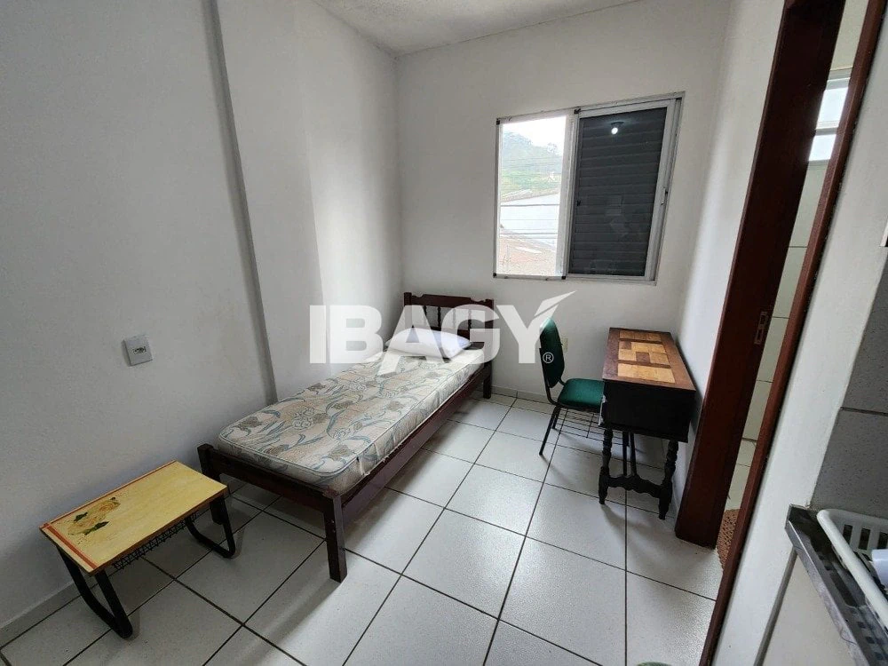 Studio mobiliado, 30 m², com espaço de home office — photo 6