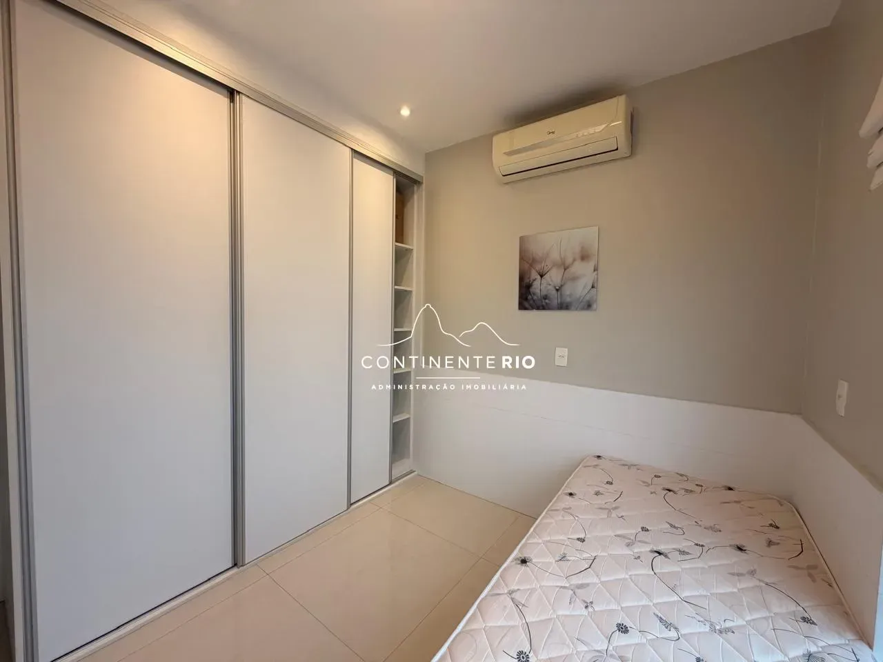 Furnished 3-bedroom apartment with 2 bathrooms — photo 13