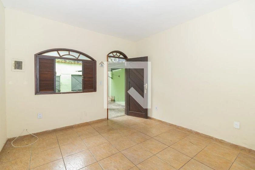 Rental house with balcony, 4 bedrooms and 120 m² — photo 30