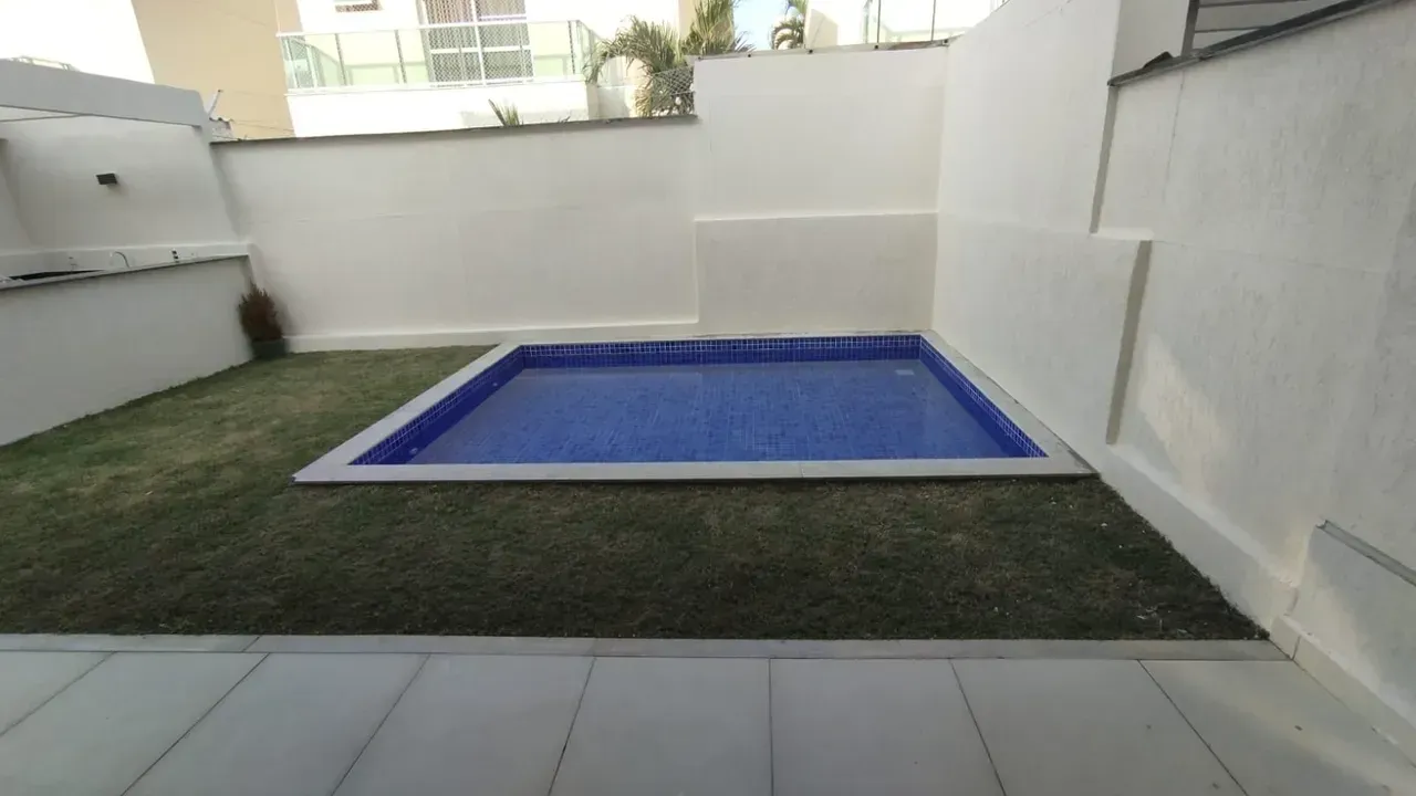 House with 5 bedrooms and 5 bathrooms and balcony grill — photo 5