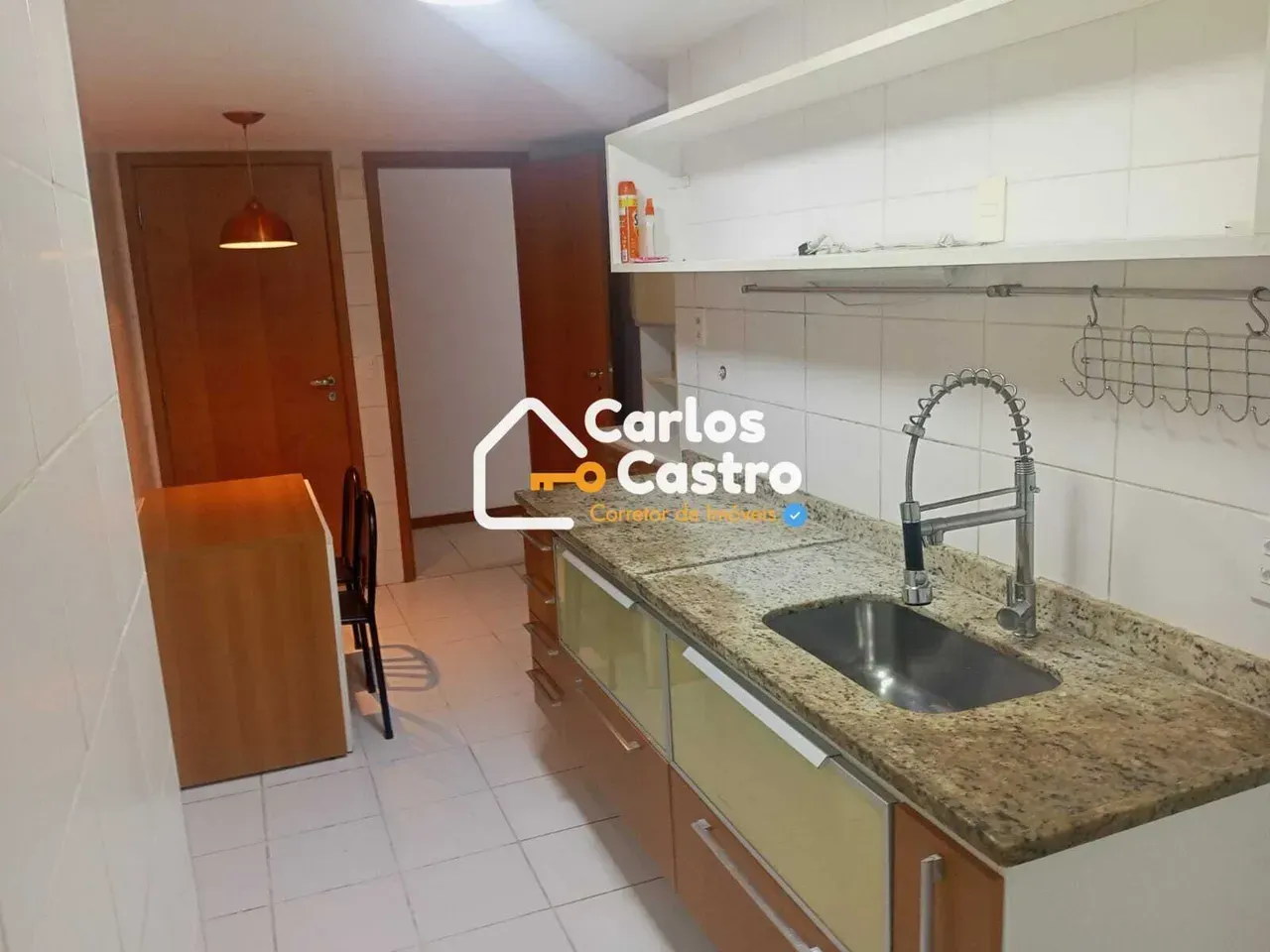 Apartment with 4 bedrooms and a gas kitchen — photo 13