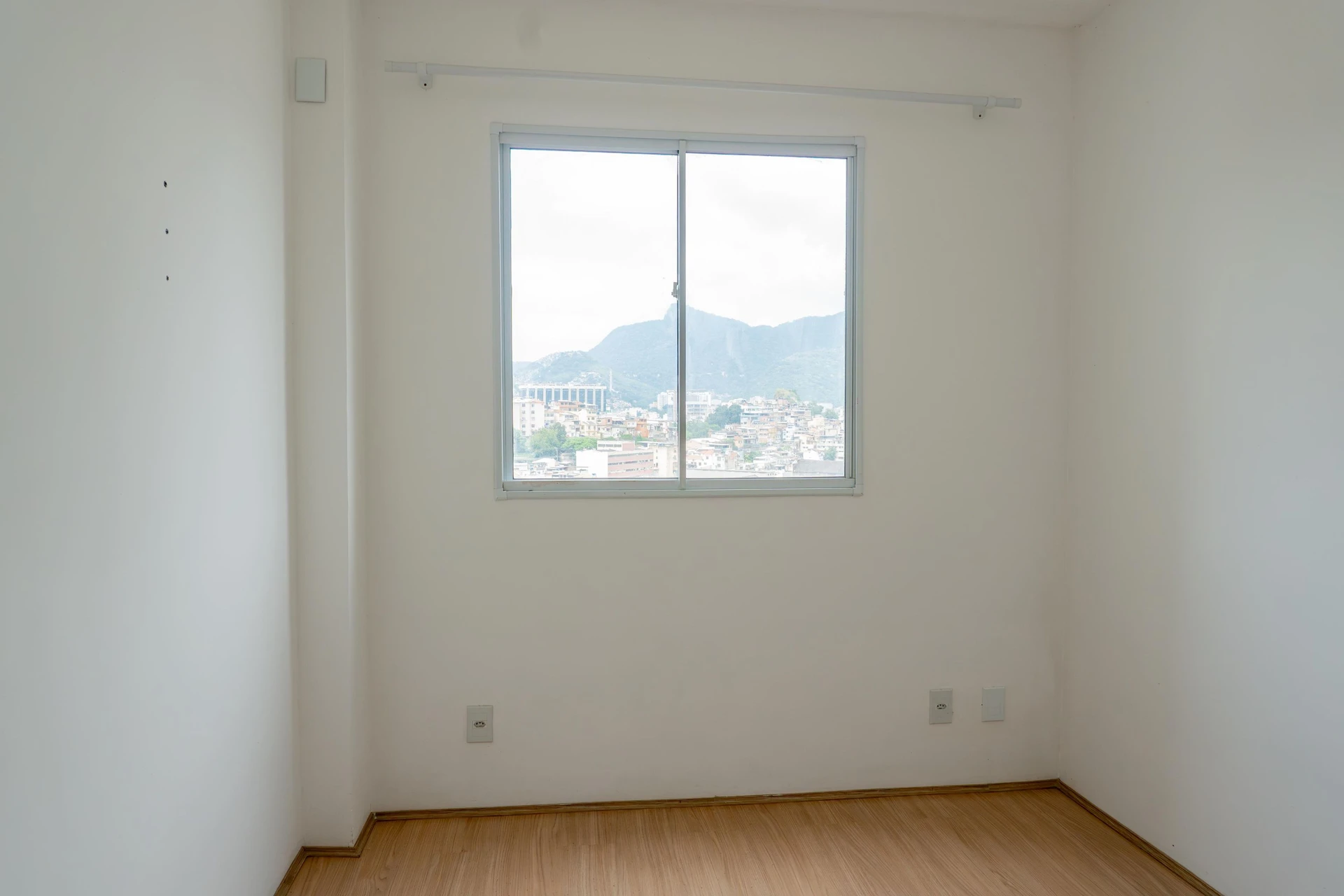 2-bedroom apartment with a mountain view in Rio de Janeiro — photo 22