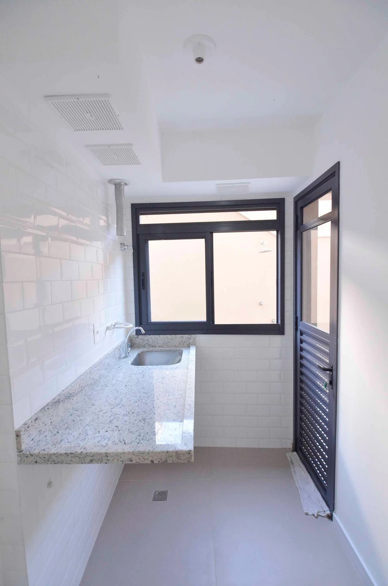 Apartamento de 2 quartos em condomínio com sauna — photo 25