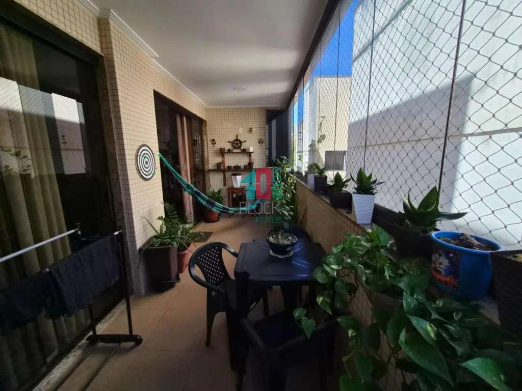 3-bedroom apartment with a washing machine — photo 5