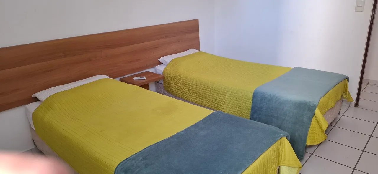 3-bedroom apartment with laundry area — photo 4
