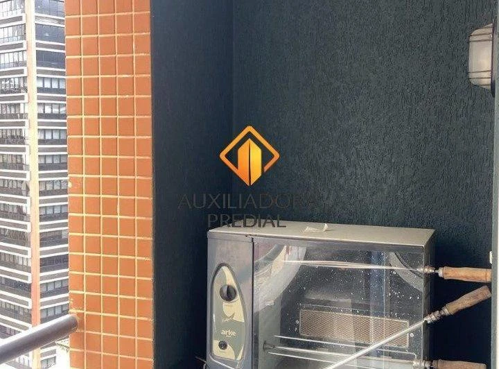 Apartamento de 1 quarto com cozinha aberta e varanda — photo 5