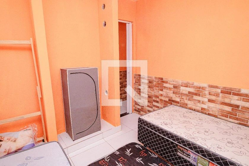 Furnished house with a pool and 3 bedrooms — photo 16
