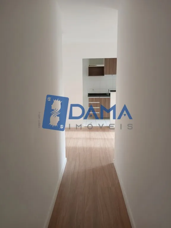 2-bedroom apartment with a separate, closed kitchen — photo 33