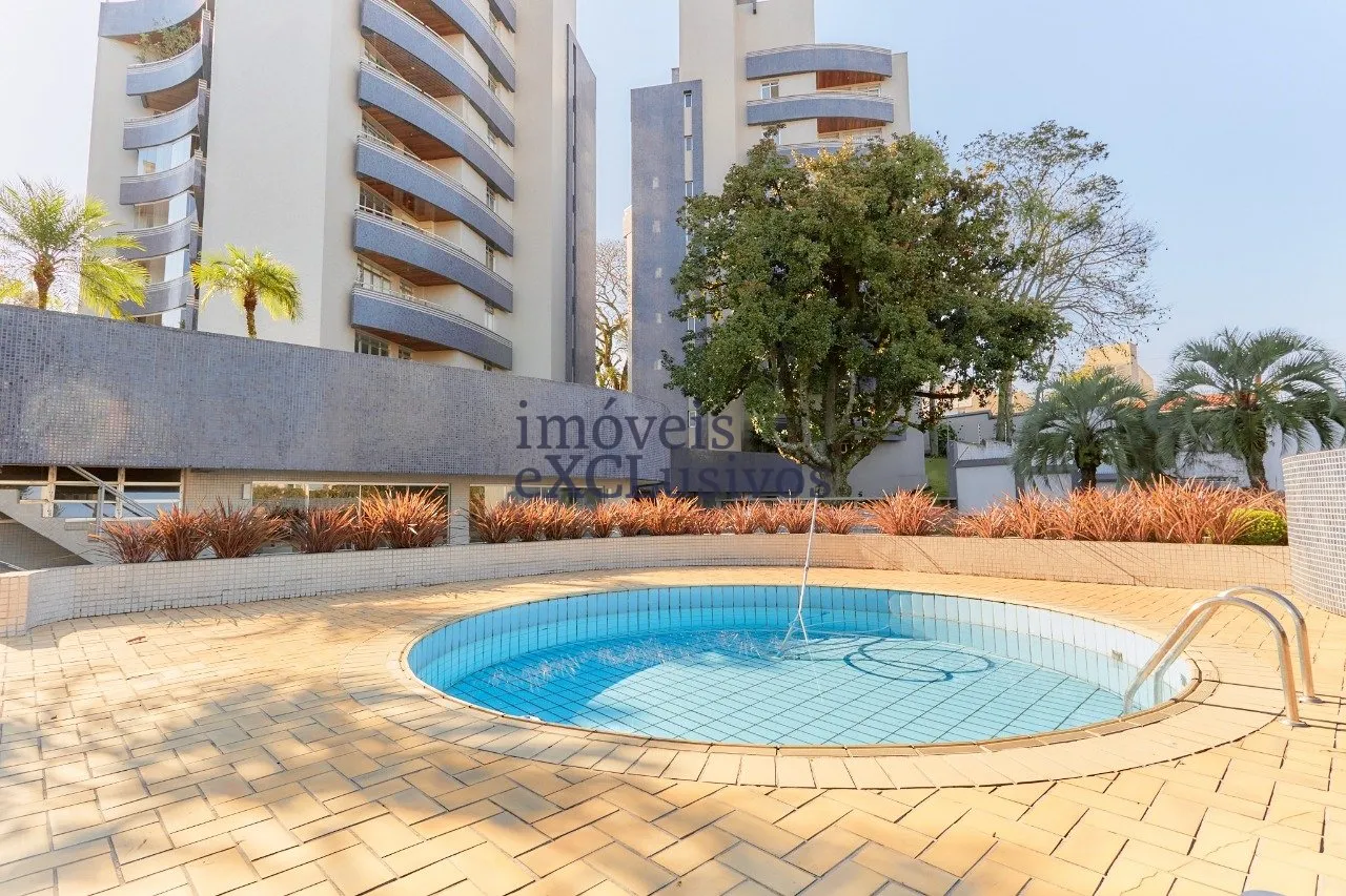 Furnished 4-bedroom apartment with 5 bathrooms — photo 37