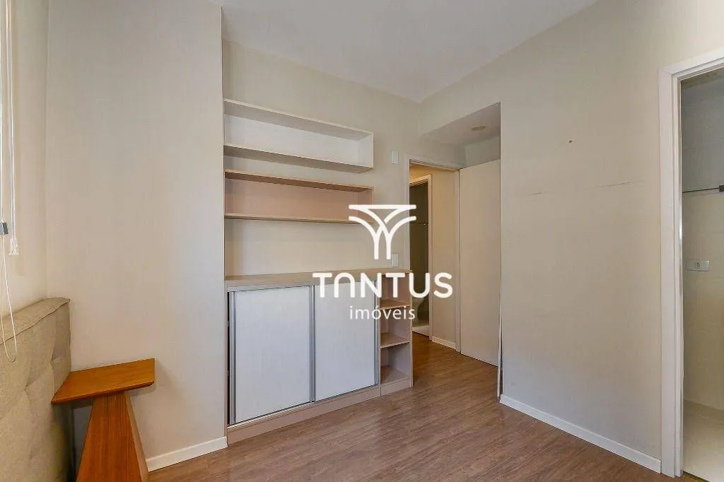 77 m² apartment with open-plan kitchen and gas stove — photo 19