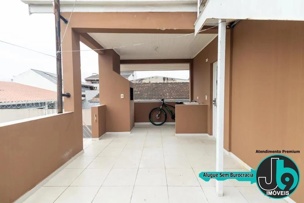 3-bedroom apartment with a grill on the balcony in Curitiba — photo 3
