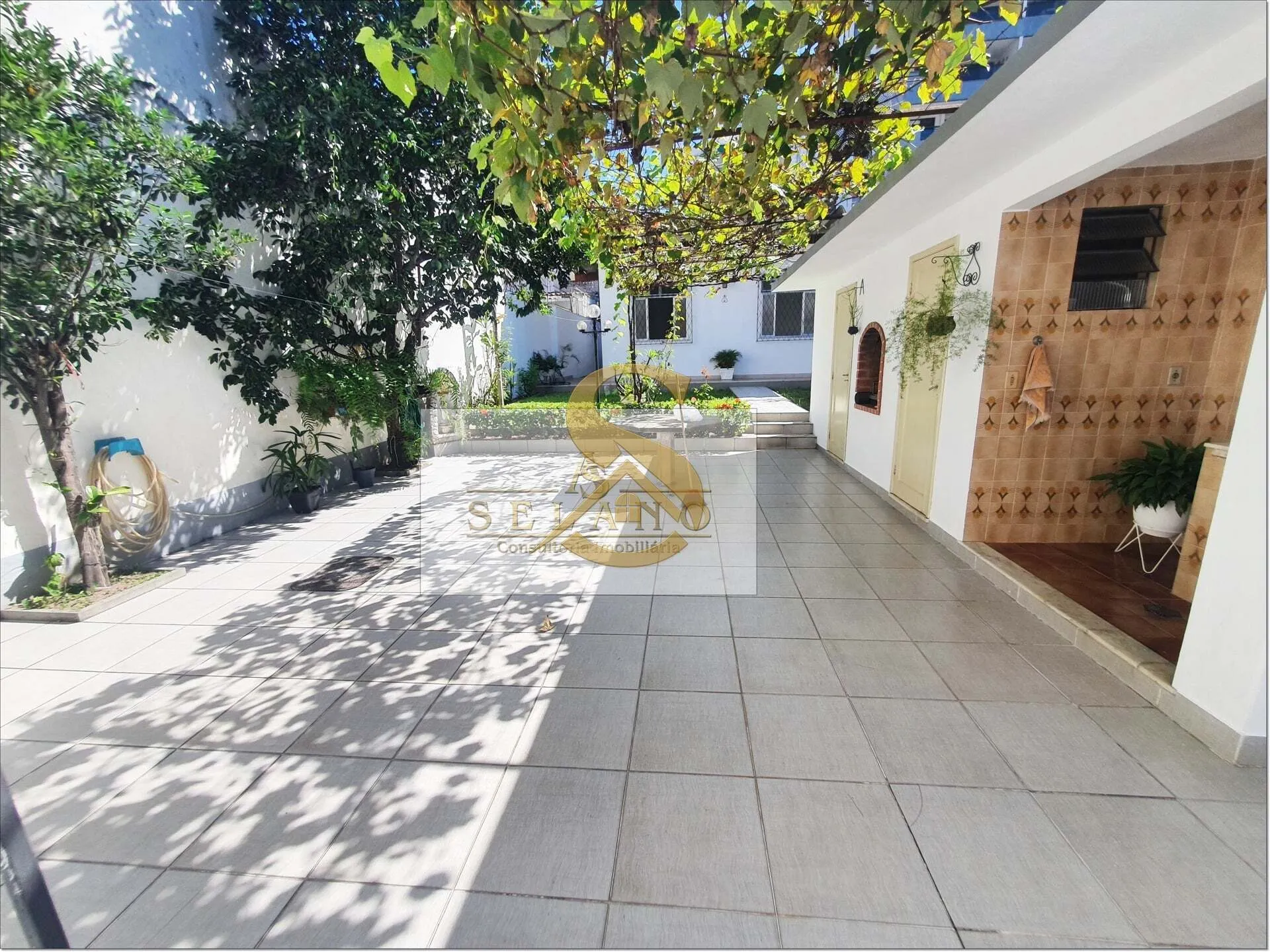 4-bedroom house with a garden in Rio de Janeiro — photo 15