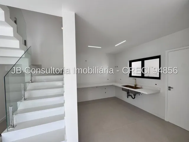 House, 210 m², with a grill on the balcony — photo 12