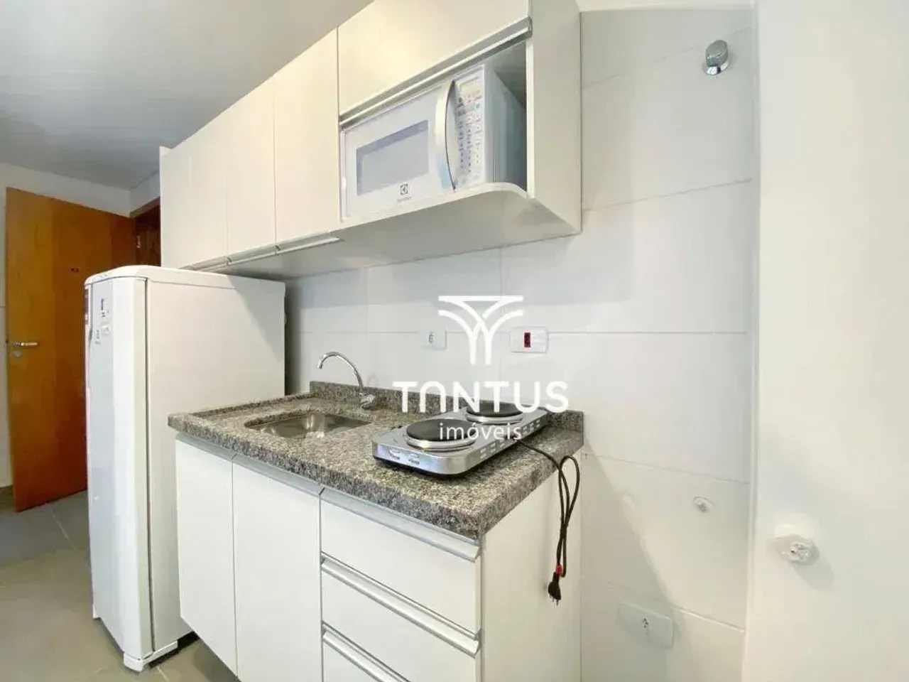 Furnished studio with 19 m², 1 bedroom and no parking — photo 5