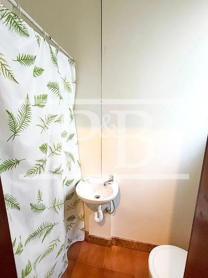 Furnished apartment with 3 bedrooms and 3 bathrooms — photo 42
