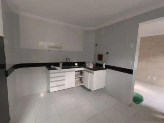 Ground-floor apartment with 3 bedrooms and private area — photo 11