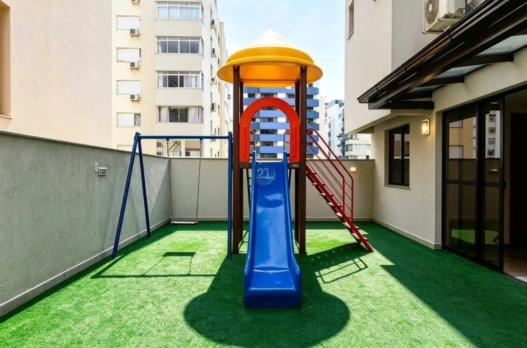 Квартира 254 м² с 3 спальнями-сьютами и прачечной — photo 19