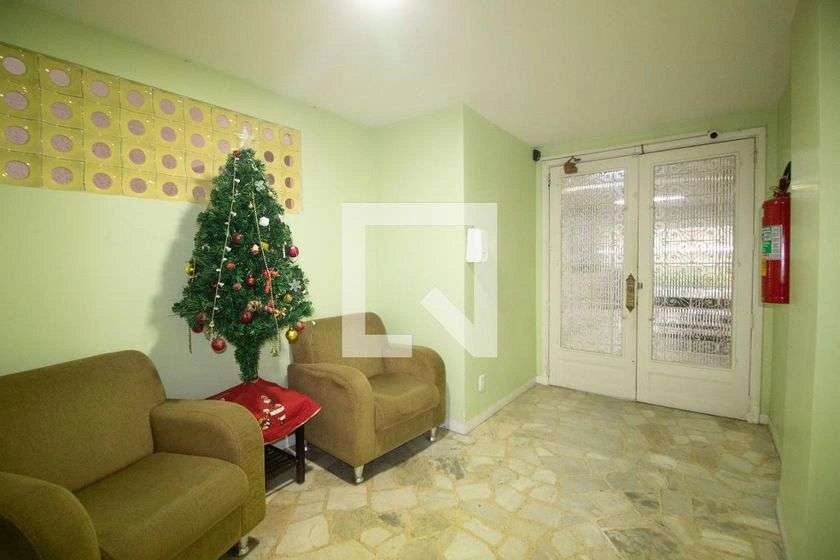 Furnished 67 m² apartment with 2 bedrooms and 1 bathroom — photo 29
