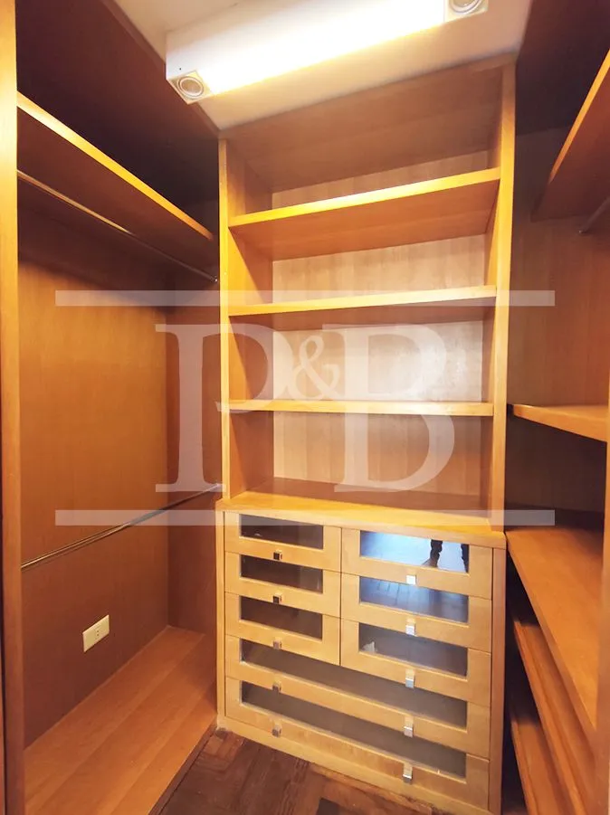Penthouse with 4 bedrooms and 4 baths, 539 m² — photo 42