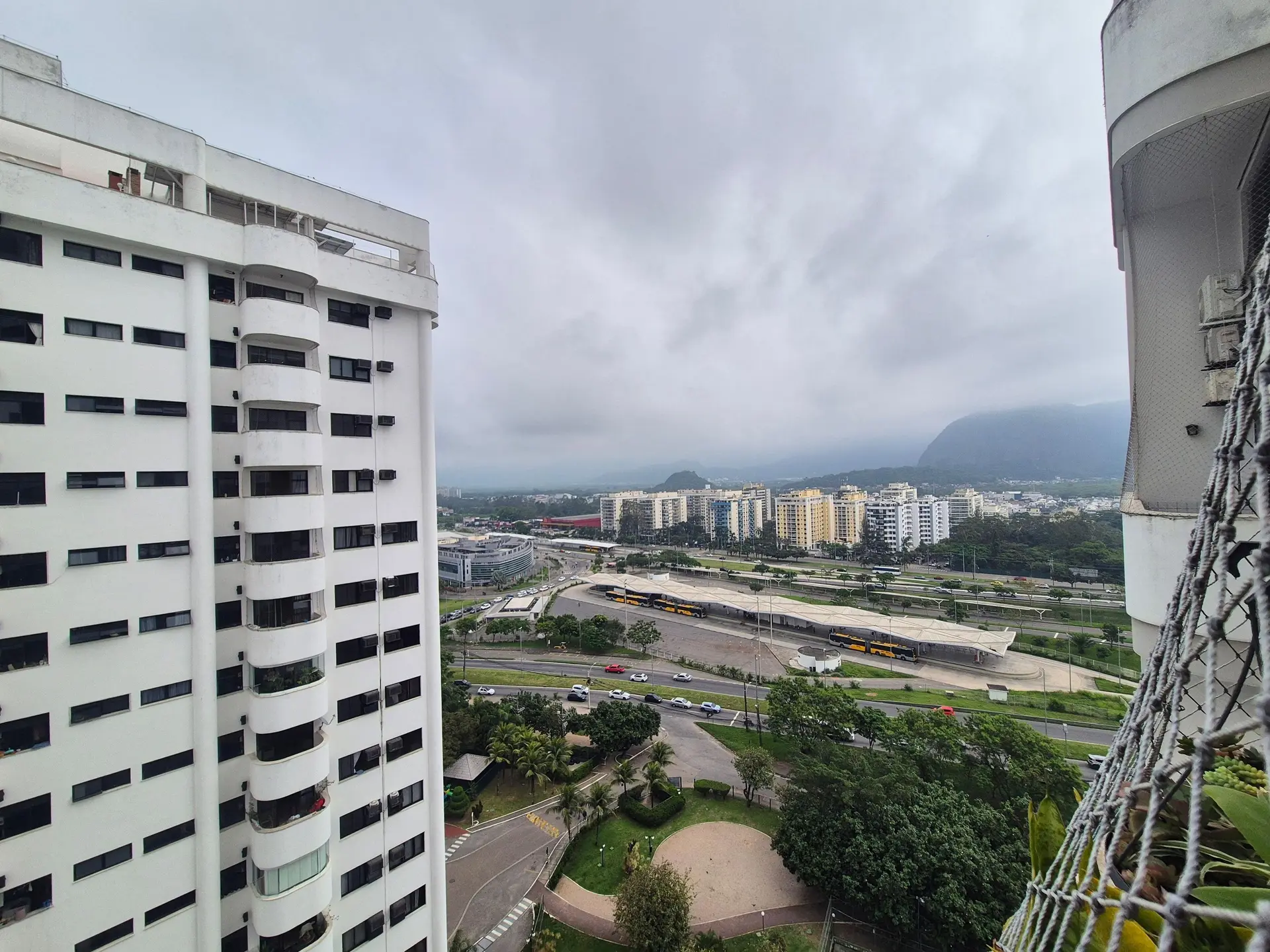 80 m² apartment with a mountain view and a washing machine — photo 20