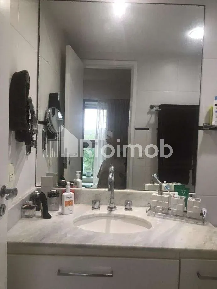 3-bedroom apartment with a washing machine in Rio de Janeiro — photo 36