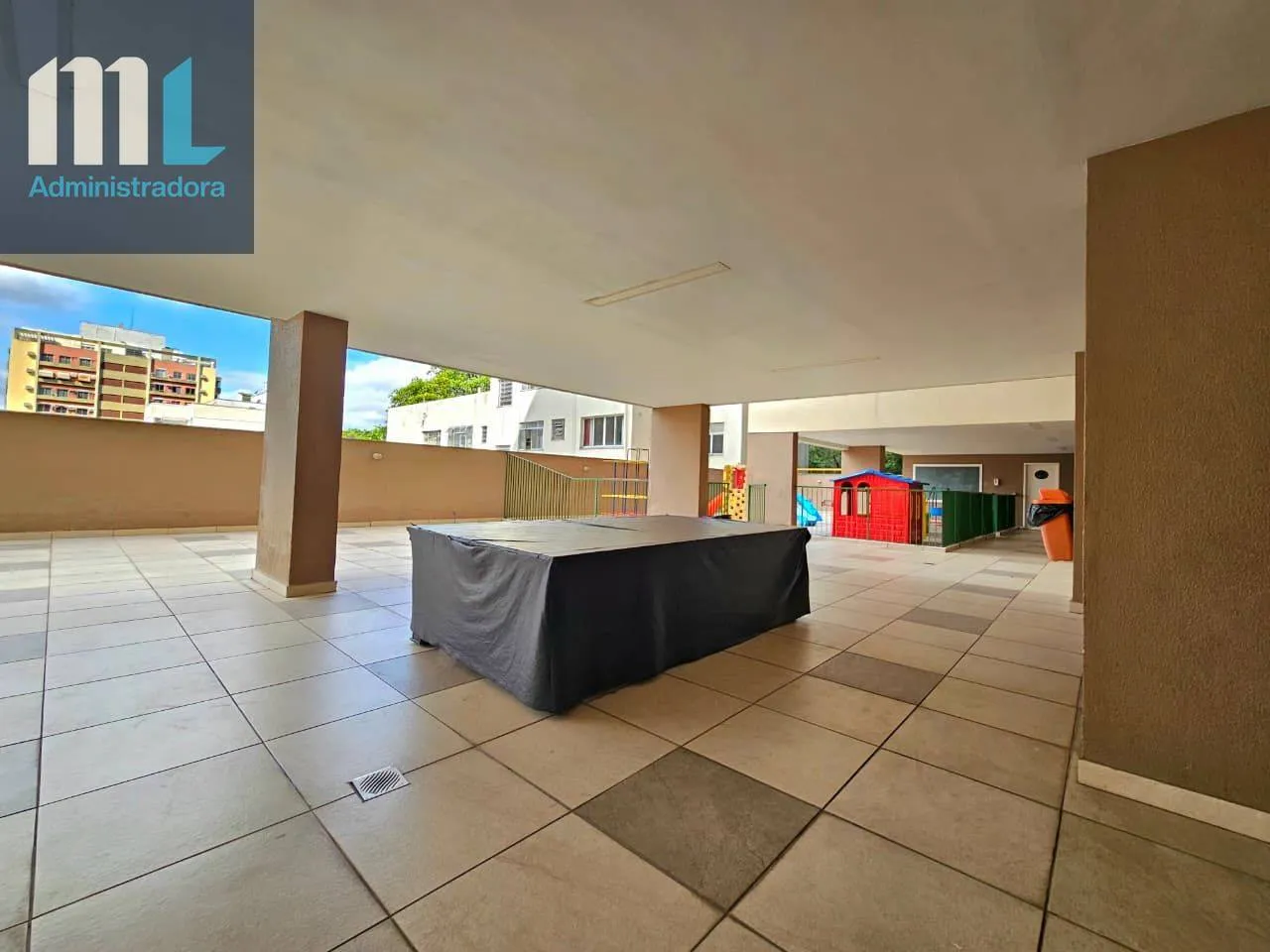 Квартира 90 м² з 3 спальнями та зоною на вулиці — photo 27