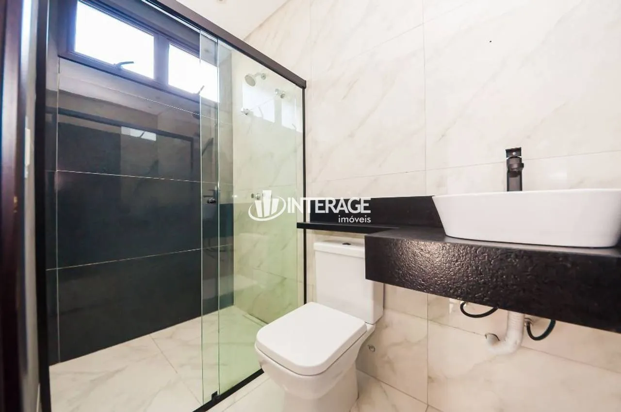 3-bedroom house with a washing machine in Curitiba — photo 24