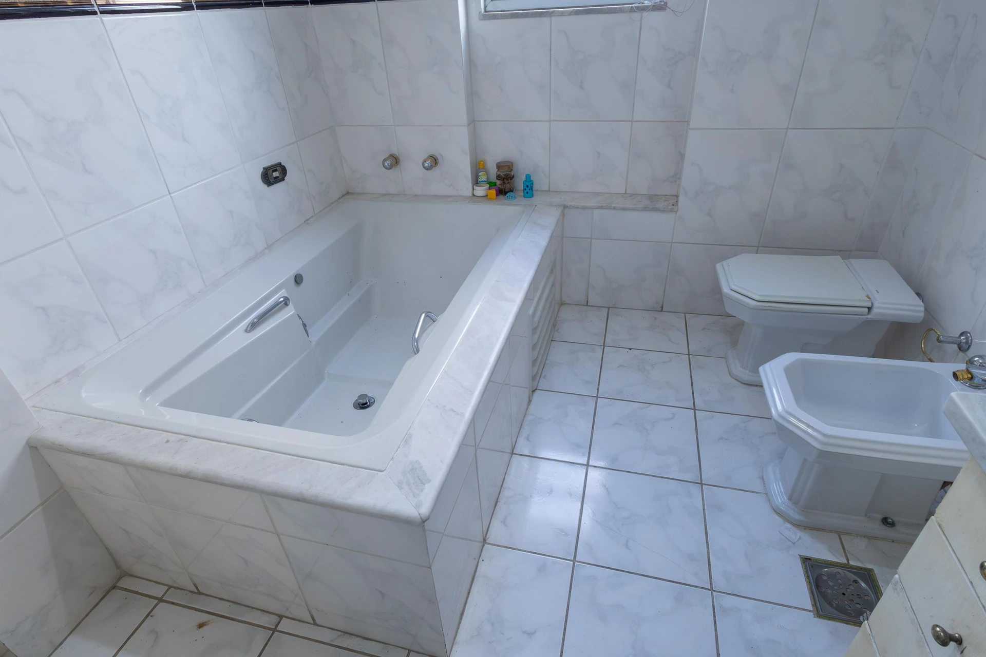 2-bedroom apartment with a dishwasher in Curitiba — photo 20