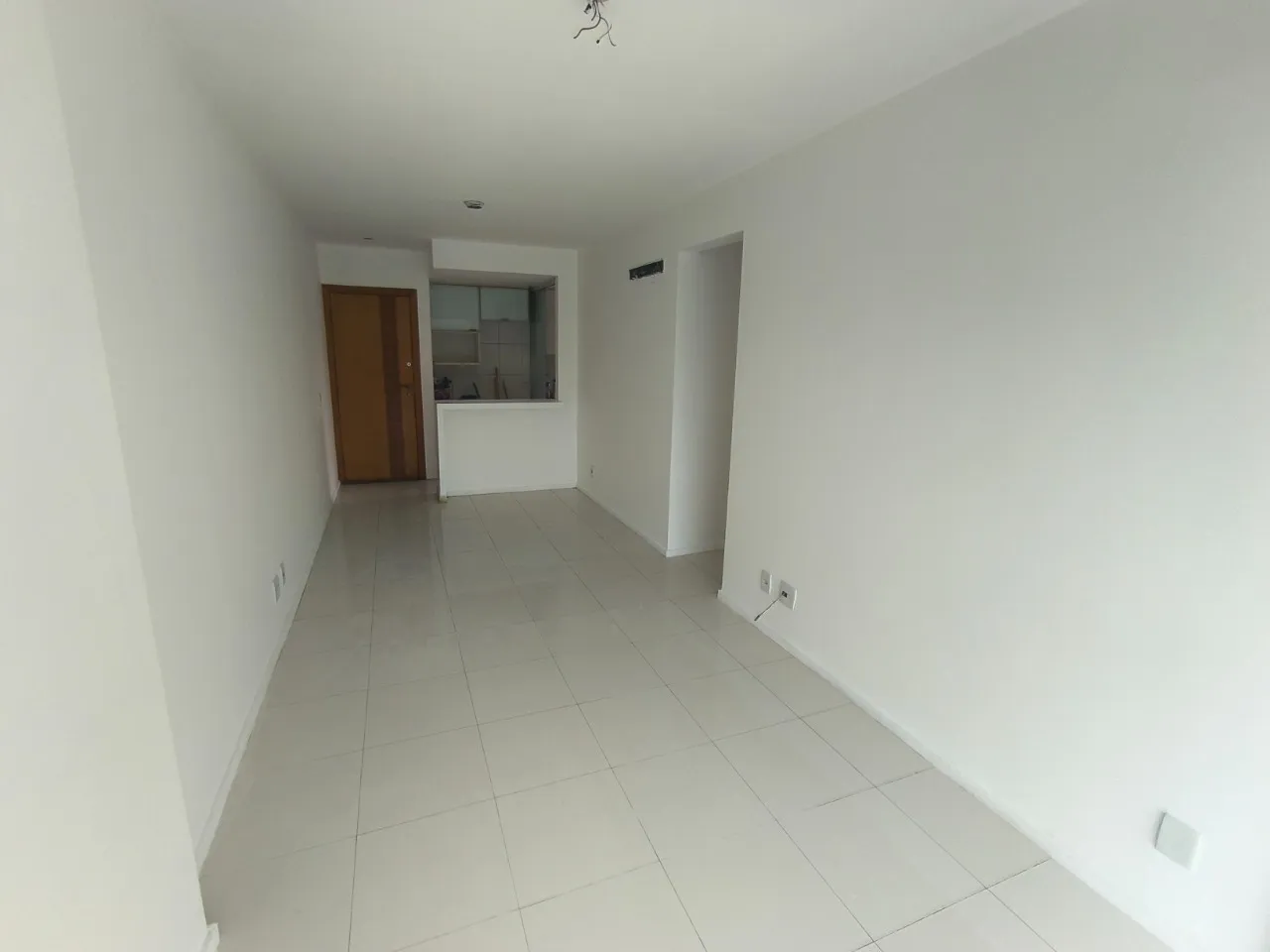 3-bedroom apartment with a closed kitchen and 2 parking spaces — photo 10