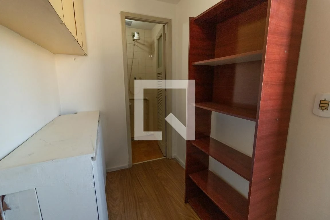3-bedroom apartment in a building with a gym — photo 27