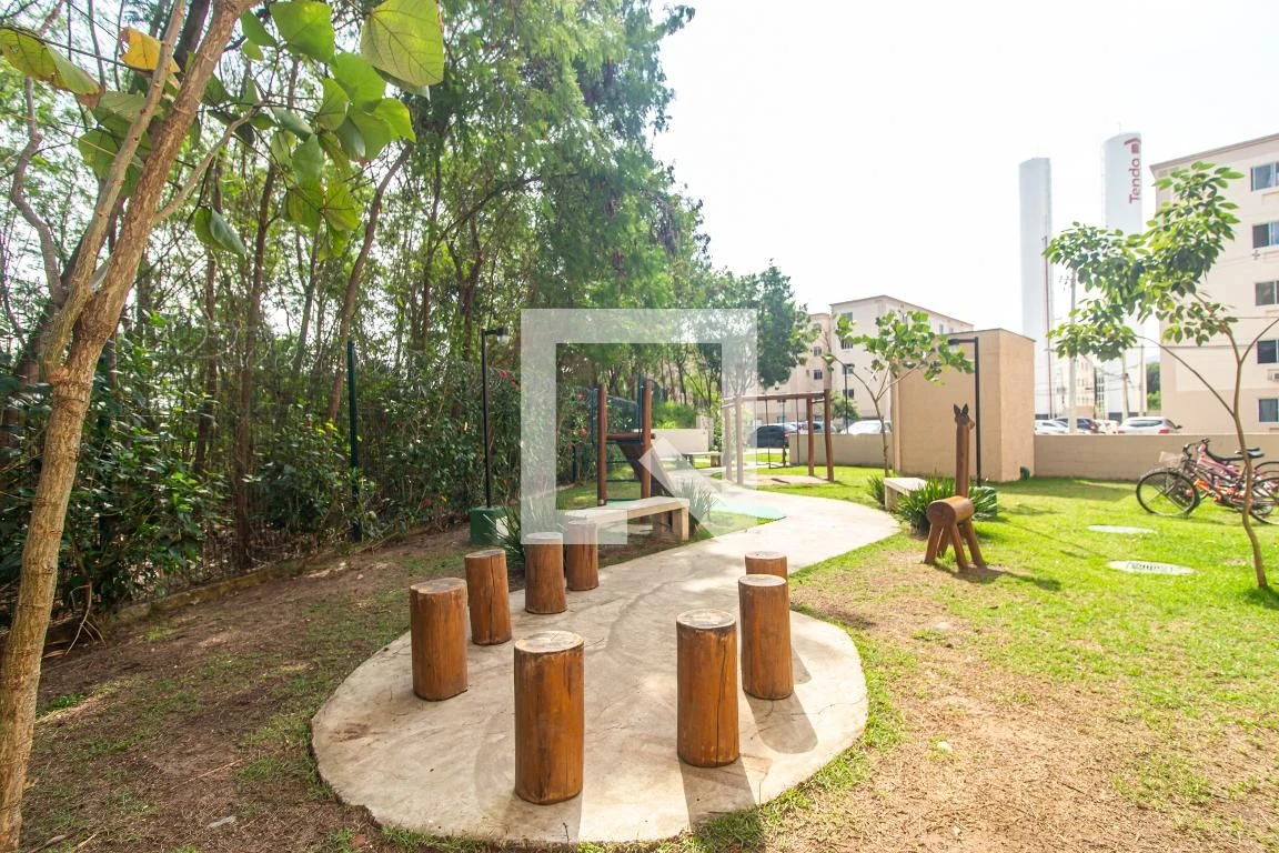 Apartamento com 2 quartos e 1 vaga, pisos de cerâmica — photo 15