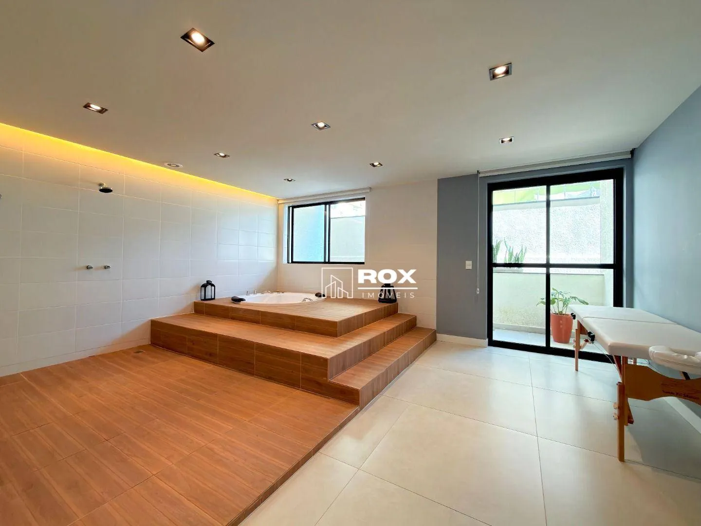 Furnished 1-bedroom apartment with a private BBQ — photo 27