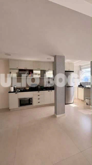 Furnished duplex penthouse with 3 en-suite bedrooms and 180 m² — photo 2