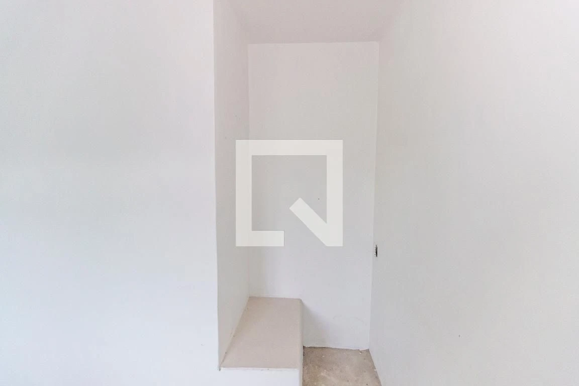 Casa sem mobília com 3 quartos e 3 banheiros — photo 48