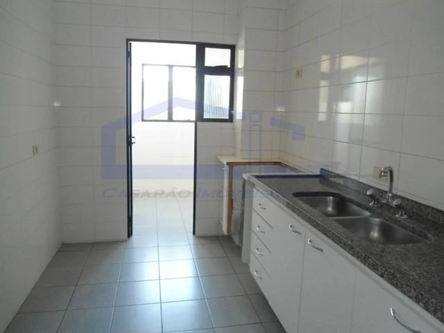 Apartamento de 94 m² com vista para o parque e banheira — photo 21