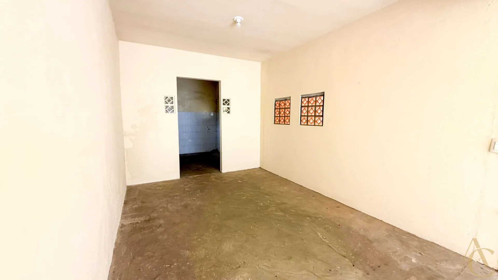 Casa residencial com 4 quartos e 1 banheiro, 263 m² — photo 31