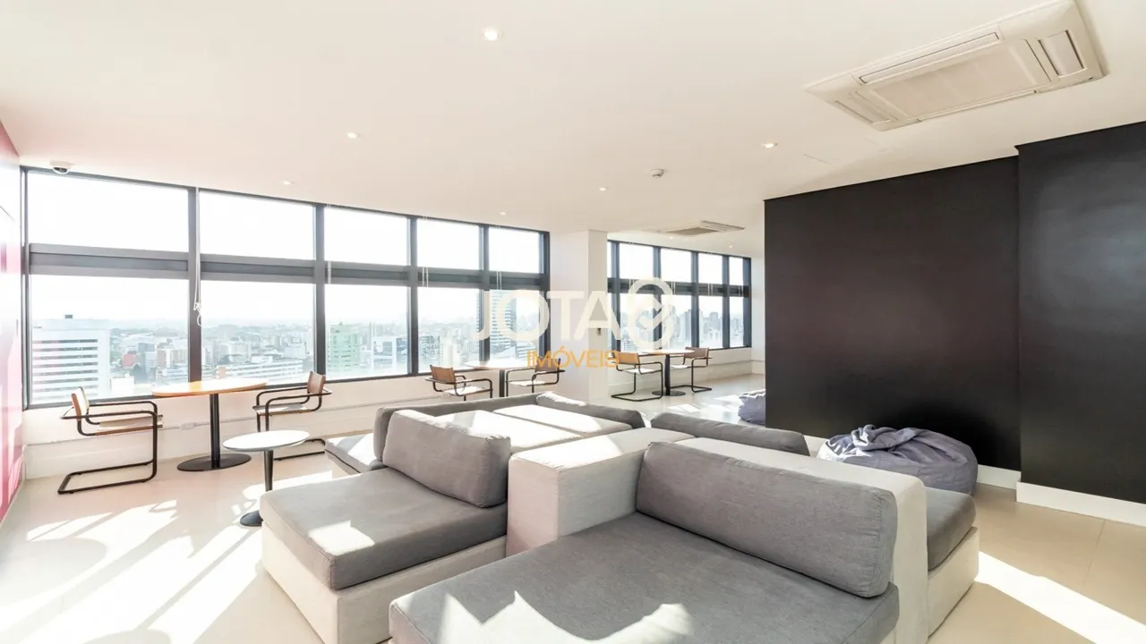 85 m² apartment with 1 bedroom and an open-plan kitchen — photo 3