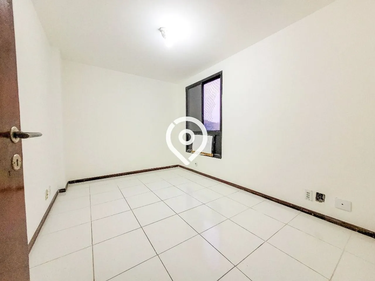 4-bedroom apartment with a balcony and 149 m² — photo 2